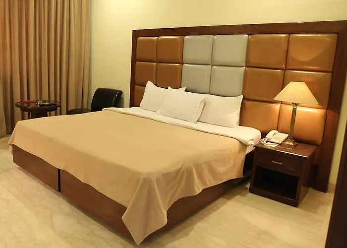 Star Grand Villa New Delhi